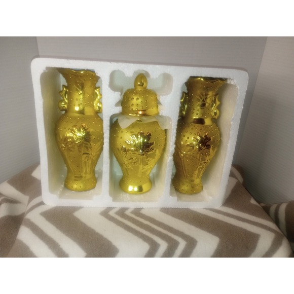 High Grade Porcelain 8" 3 Pk Vase Set Gold Tone Palm Tree Beaded Satsuma Style - Picture 2 of 3